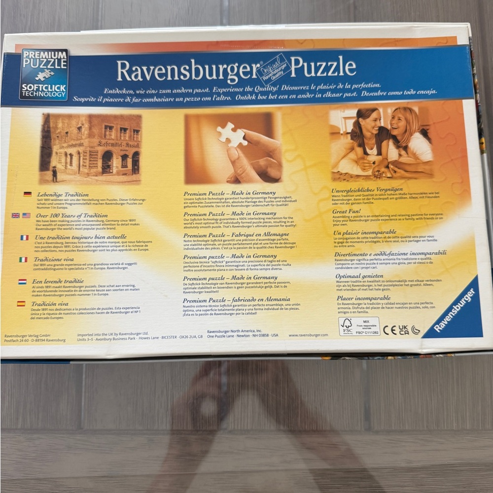 Ravensburger Vibrant Musical Room Puzzle - Picture 3 of 4